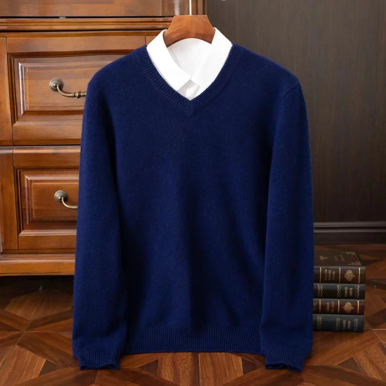 Maglione scollo V uomo